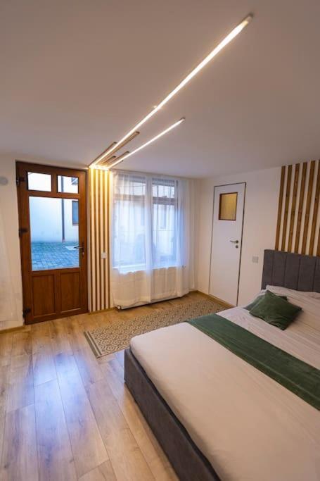 Center Apartamento *